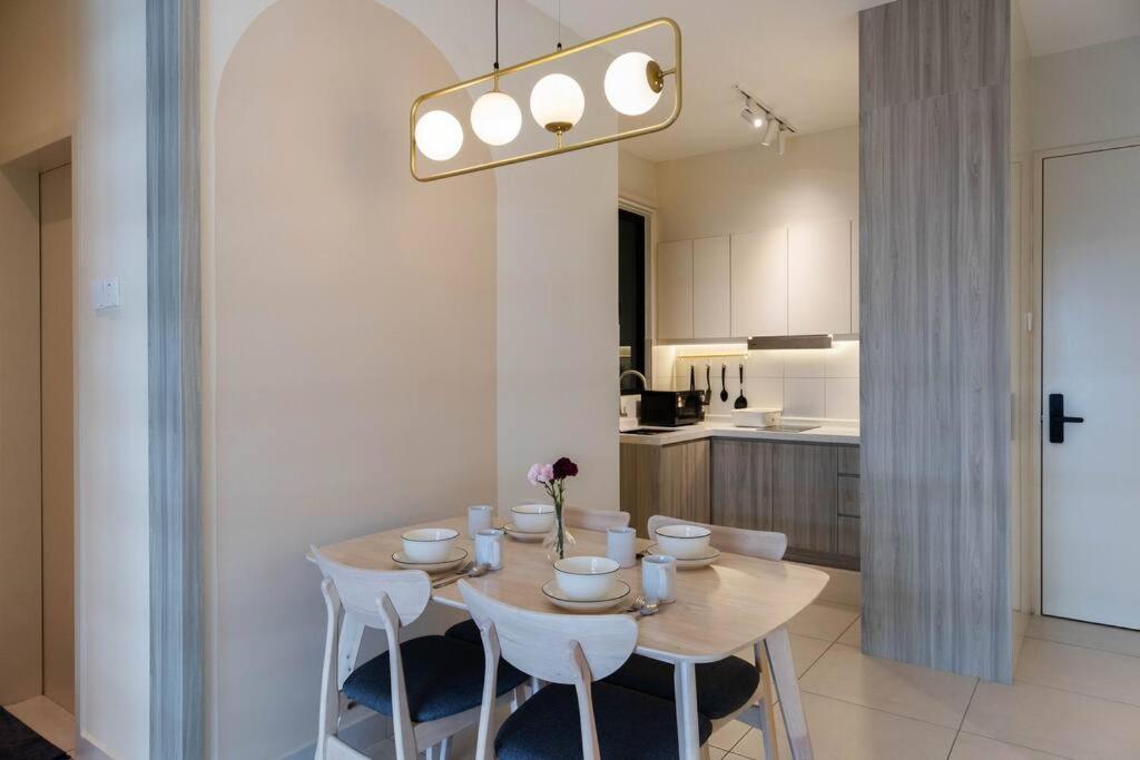 Pangsapuri Cozy House Majestic Maxim Cheras Connaught 夜市中文房东 Kuala Lumpur