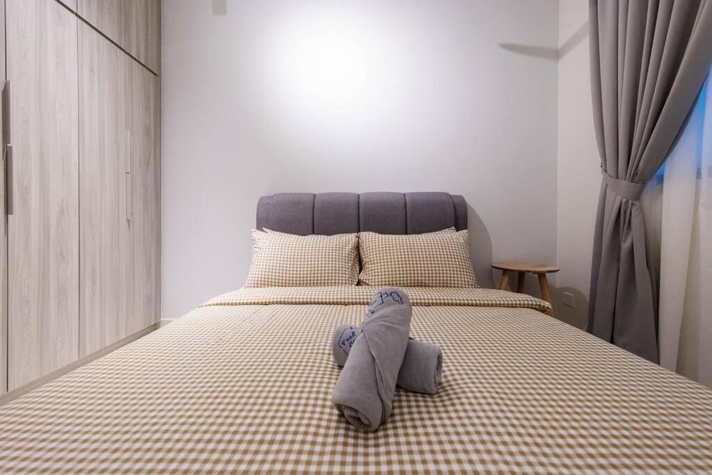 Pangsapuri Cozy House Majestic Maxim Cheras Connaught 夜市中文房东