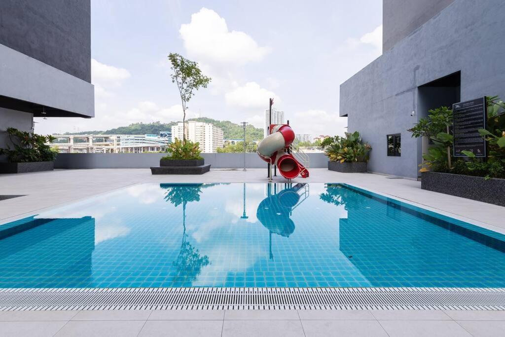 Cozy House Majestic Maxim Cheras Connaught 夜市中文房东 *