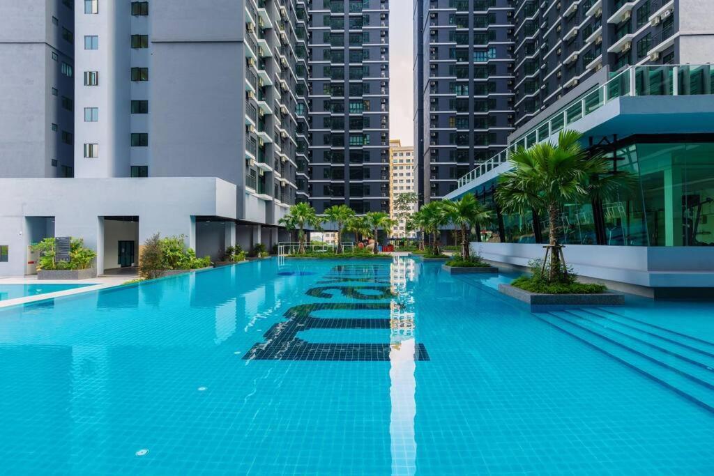 Cozy House Majestic Maxim Cheras Connaught 夜市中文房东 Pangsapuri