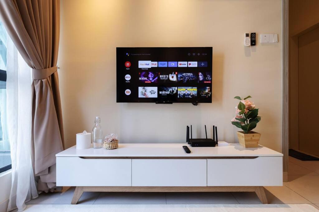 Cozy House Majestic Maxim Cheras Connaught 夜市中文房东 *