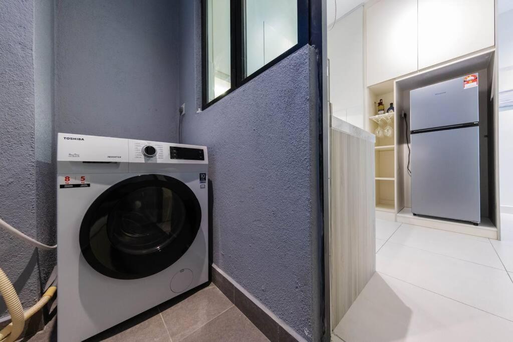 Cozy House Majestic Maxim Cheras Connaught 夜市中文房东
